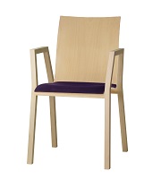 Houten stoelen